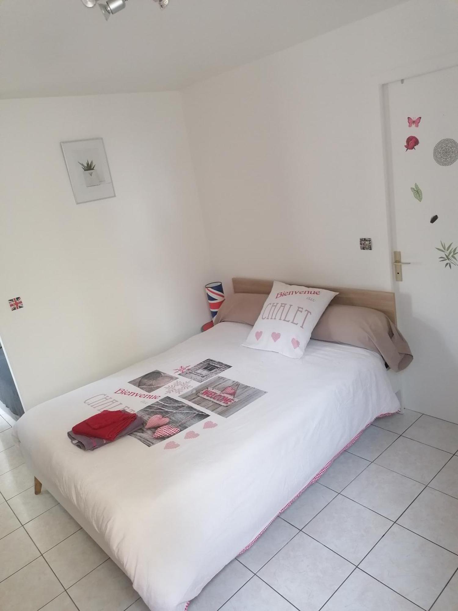 Le Petit Chalet -Appartement Proche De La Vieille Ville , Du Centre Ville Et Du Tram- Petit Dejeuner Offert Le Mans Ngoại thất bức ảnh
